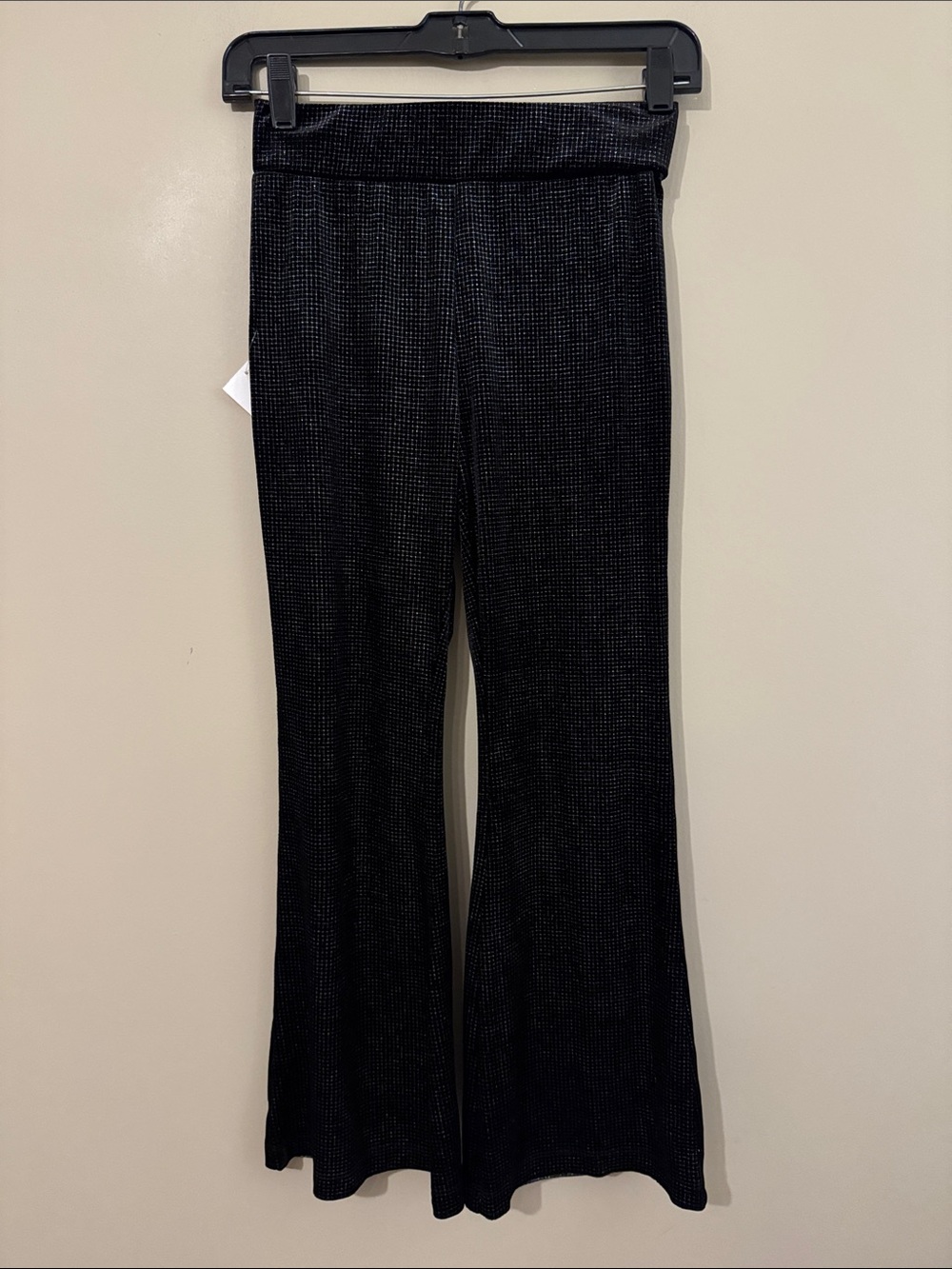 NWOT- TRUCE kids velvet pull on flare pants- black/silver, size Large (14)